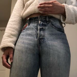 high wasted blue jeans